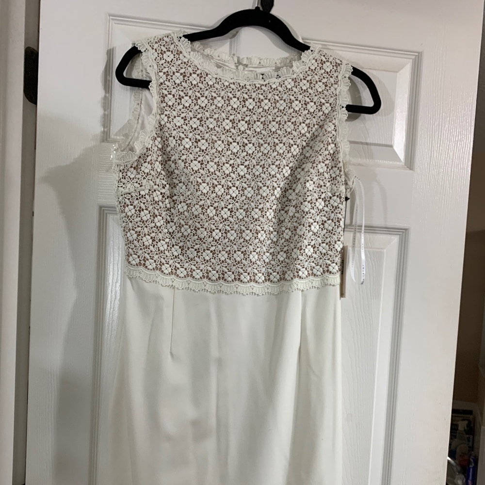 IVANKA TRUMP WINTER LACE DRESS - Picture 3 of 8